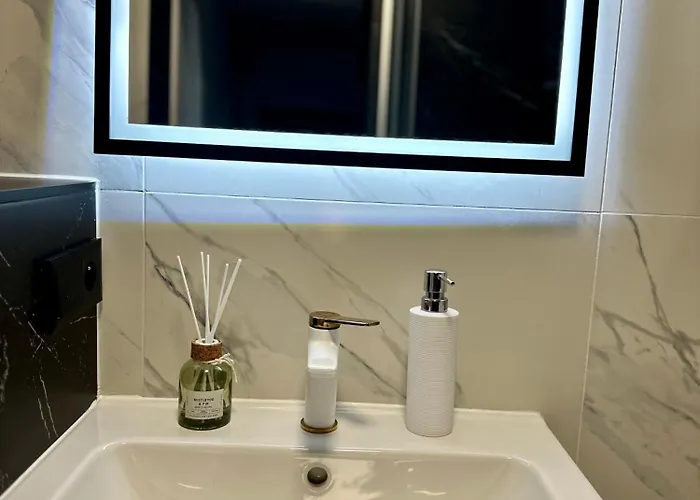 Antracyt Centrum 2-bedroom *